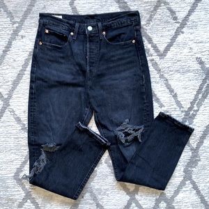 LEVI’S Premium Women’s Black Distressed 501 Skinny Jeans Size 27